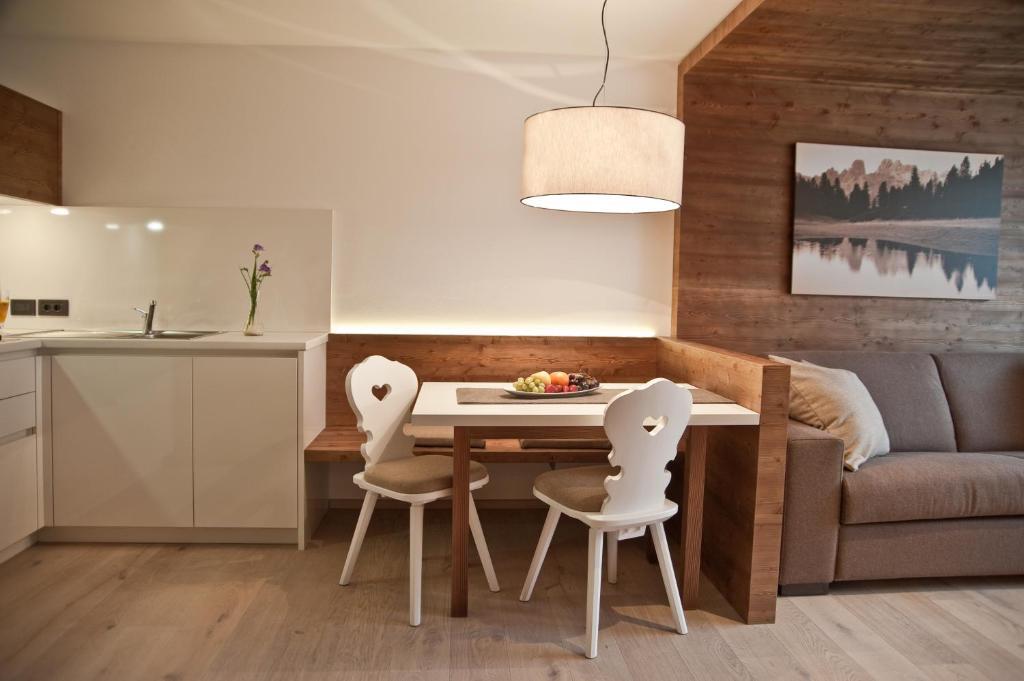 Ariston Dolomiti Residence Dobbiaco Bagian luar foto